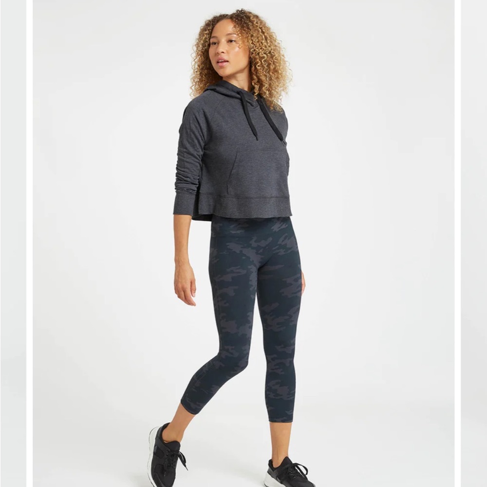 Spanx look at me now cropped seamless legging M NWT